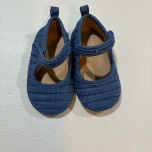 Baby flats